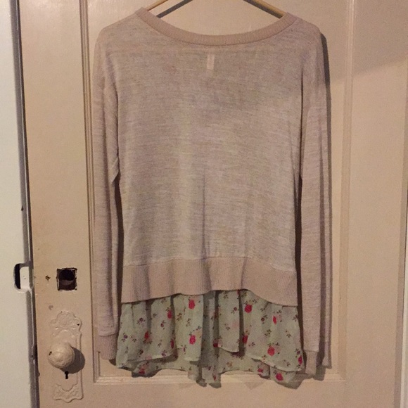 Sweater with Flowy Flower and Button Details - Picture 1 of 3